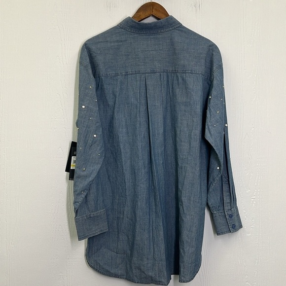 Karl Lagerfeld - NWT Imitation Pearl Blue Wash Button Down Denim Shirt Medium - Picture 15 of 16